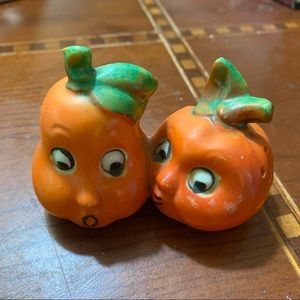 Vintage Orange Kissing Fruit Salt and Pepper Shaker.